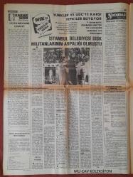 Tercüman Gazetesi 11 Ekim 1977 Denetim Kurulu Bugün DİSK'in Defterini İncelemeye Başlayacak,İstanbul Belediyesi DİSK Militanlarının Arpalığı Olmuştu,CHP İktidar Olamamanın AP İse Koalisyonun Sancılarını Çekiyor
