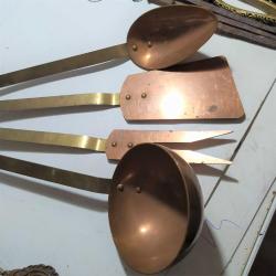 RF34---DÖRT ADET BAKIR VE PİRİNÇ YEMEK SERVİS TAKIMI
