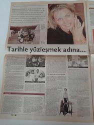 Cumhuriyet Pazar Gazetesi - 23 Eylül 2007 - Sayı 1122- Şarkıcı Nev Derdim Kelimelerle - 110 Müzik Grubu -Zaman Değişir Savaş Asla - Fotoğrafın Enleri - Peter Van Agtmael