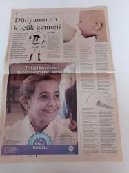 Cumhuriyet Pazar Gazetesi - 26 Temmuz 2009 - Sayı 1218 - Esmeray Fotoğrafı - Sahnede Ve Hayatta Tecavüz - Cahit Berkay - Zeynep Oral Yedi Torun 17 Kitap - İmkansız İktidar