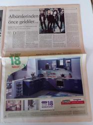 Cumhuriyet Pazar Gazetesi - 12 Haziran 2005 - Sayı 1003 - İsyanda Ve Reklamda Hiphop- Anneliğin Yaşı Var Mı - Pamuk Prenses Elmayı Neden Yedi - Garbage Türkiye'de