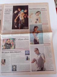 Cumhuriyet Pazar Gazetesi - 12 Haziran 2005 - Sayı 1003 - İsyanda Ve Reklamda Hiphop- Anneliğin Yaşı Var Mı - Pamuk Prenses Elmayı Neden Yedi - Garbage Türkiye'de