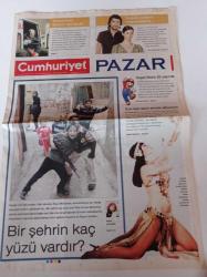 Cumhuriyet Pazar Gazetesi - 25 Eylül 2010 - Sayı 1279 - Fatmagül'ün Suçu Ne - Beren Saat - Bayrampaşa Cezaevi İçin Adalet - Bir Şehrin Kaç Yüzü Vardır - Dansöz Prenses Banu Fotoğrafı - Süper Mario 25 Yaşında