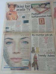 Milliyet Vitrin Gazetesi - 20 Ekim 2001 - Sayı 256 - Genç Kızlara Özel Christian Dior - Dünya Kuaför Şampiyonu Mario Krankl - Manken Allen Simone Ve Eva Fotoğrafı - Meme Kanseri