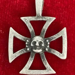 İKİNCİ DÜNYA SAVAŞI NAZİ ALMANYASI TOTENKOPF SKULL KOLYE UCU WW2 RZM DAMGALI