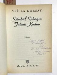Sümbül Sokağın Tutsak Kadını - İmzalı kitap
