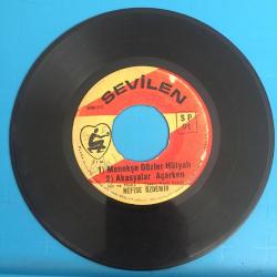 Nefise Özdemir - Menekşe gözler hülyalı / Akasyalar açarken / Agora meyhanesi / Nasıl methedeyim sevdiğim seni / 45'lik EP