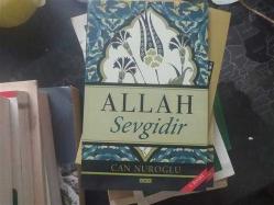 ALLAH SEVGİDİR