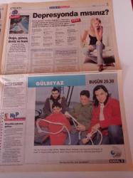 Milliyet Cuma Gazetesi - 11 Nisan 2003 - Müzisyen Ailenin Tasarımcı Kızı Elvan Engin Fotoğrafı- Kadının Kadınla İmtihanı- TGRT Ana Haber Spikeri Jülide Ateş - Erol Evgin