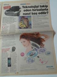 Milliyet Pazar Gazetesi - 18 Nisan 2004 - Radyonun Adı Kırmızı -Haluk Bilginer - Tamer Karadağlı - Zuhal Olcay - Arkası Yarın - 93'lük Maratoncu Singh Yeni Reklam Starı