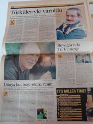 Milliyet Kültür Sanat Gazetesi - 23 Mayıs 2002 - Britney Spears Fotoğrafı - Seksi Bebek Beyazperdede - Tiyatro Festivali Sürüyor - Ülkü Duru - Bilge Arat - Harem Sergisinin Ayrıntılı Öyküsü - Sevinç Erbulak