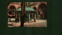 Constantinople Fontaine das Abluition de la Mosquee Valide / İstanbul Valide Camii Abdest Çeşmeleri - Constantinople Cour et Fontaine de la Mosquee Bayazid / Bayezid Camii Avlusu ve Çeşmesi