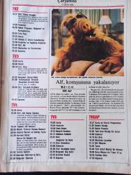 Güneş Ekran Dergisi - 13 Ekim 1990 - Sibel Can - Hakan Ural - Erdal Özyağcılar - Ayşe Sarıkaya - Hale Soygazi - Sylvester Stallone - Elvis Presley -