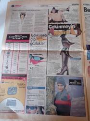 Milliyet Vitrin Gazetesi - 2 Aralık 2000 - Sayı 210 - Manken Deniz Öney Ve Ferhat Demirci Fotoğrafı - Hacı Abdullah Lokantası - Turşu - Müthiş Bir Animasyon Firari Tavuklar - Vizyo Ajans