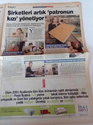 Milliyet Cumartesi Gazetesi - 2 Şubat 2002 - Derya Baykal Fotoğrafı - Ferhan Şensoy'suz İlk Defa - Harry Potter Büyüsü Başladı - Troya - Manken Şenay Akay