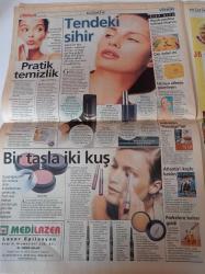 Milliyet Cumartesi Gazetesi - 2 Şubat 2002 - Derya Baykal Fotoğrafı - Ferhan Şensoy'suz İlk Defa - Harry Potter Büyüsü Başladı - Troya - Manken Şenay Akay