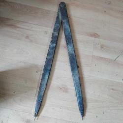 BÜYÜK BOY YAŞLI AHŞAP PERGEL