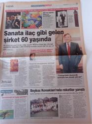 Milliyet Cumartesi Gazetesi - 26 Ekim 2002 - Bülent Eczacıbaşı Fotoğrafı - Kemal Derviş - Recep Tayyip Erdoğan - Deniz Baykal - Recai Kutan - Sandra Bullock