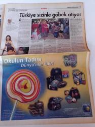Milliyet Pazar Gazetesi - 6 Eylül 1998 - Bir Pazarına Eroin Yağdı - Demir Bakire İstanbul'da - Lezbiyen Taklidi Yapan Erkekler - İlk Tango - Demet Şener