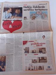 Milliyet Pazar Gazetesi - 6 Eylül 1998 - Bir Pazarına Eroin Yağdı - Demir Bakire İstanbul'da - Lezbiyen Taklidi Yapan Erkekler - İlk Tango - Demet Şener