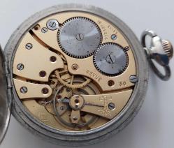 İSVİÇRE REVUE MARKA ORİJİNAL ANTİK KURMALI MUHTEŞEM BAKIMLI PORSELEN KADRAN BEYAZ KADRAN AKTİF CEP SAATİ R1E1V1U ÇOK NADİR