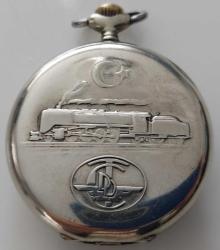 İSVİÇRE REVUE MARKA ORİJİNAL ANTİK KURMALI MUHTEŞEM BAKIMLI PORSELEN KADRAN BEYAZ KADRAN AKTİF CEP SAATİ R1E1V1U ÇOK NADİR