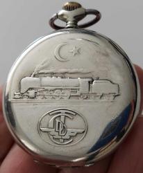 İSVİÇRE REVUE MARKA ORİJİNAL ANTİK KURMALI MUHTEŞEM BAKIMLI PORSELEN KADRAN BEYAZ KADRAN AKTİF CEP SAATİ R1E1V1U ÇOK NADİR