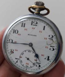 İSVİÇRE HISLON MARKA ORİJİNAL ANTİK KURMALI MUHTEŞEM BAKIMLI PORSELEN KADRAN KÖSTEKLİ AKTİF CEP SAATİ H1SS2 NADİR