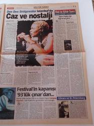 Milliyet 2000 Gazetesi - Hülya Avşar Perşembe Geceleri Evde Yasin Okurum - Sil Baştan Sibel Can - Harvard'dan Sanal Davet - Deniz Akkaya Erdal Acar Beni Dövmedi