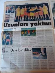 Milliyet Vitrin Gazetesi - 27 Şubat 1999 - Sayı 118 - Bütün Kadınlar Bunu İster - Ünlülerin Hobileri - Ali Poyrazoğlu - Demet Sağıroğlu - Kandemir Konduk- Bedri Baykam - Sharon Stone - Elizabeth Taylor - Bülent Ersoy