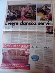 Milliyet Vitrin Gazetesi - 20 Şubat 1999 - Sayı 117 - Manken Oylum Öktem Fotoğrafı - Sharon Stone Hep Güzel - Bu Gazino Öyle Rahat Ki - Evlere Dansöz Servisi - Şan Ajans - Teknofobiklere Lolipop