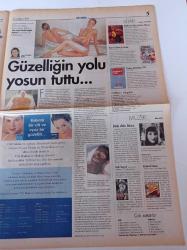 Milliyet Vitrin Gazetesi - 20 Şubat 1999 - Sayı 117 - Manken Oylum Öktem Fotoğrafı - Sharon Stone Hep Güzel - Bu Gazino Öyle Rahat Ki - Evlere Dansöz Servisi - Şan Ajans - Teknofobiklere Lolipop