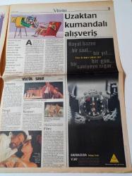 Milliyet Vitrin Gazetesi -24 Nisan 1999 - Sayı 126 - Pazarlığa Bayılıyor Nükhet Duru Fotoğrafı - Bu Duyduğun Doğanın Sesi - Evde Sinema Keyfi Bir Tek Frigo Eksik - Balık Ekmek Lezzet Demek