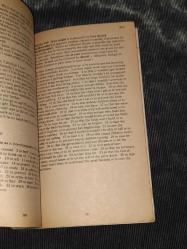 A PRACTIAL ENGLISH GRAMMER EXERCISES 1-A.J.THOMSON//A.V.MARTINET---181 SAYFA TEMİZ  KİTAPTIR.