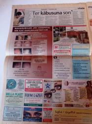 Milliyet Vitrin Gazetesi - 21 Nisan 2001 - Sayı 230 - Manken Dilek Serbest Ve Pınar Bulut Fotoğrafı - Erberk Ajan- Alışveriş Brookfiels Geldi - Boxer'lı Cazibe