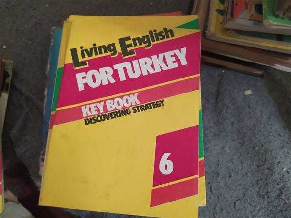 LIVING ENGLISH FOR TURKEY KEY BOOK DISCOVERING STRATEGY 6