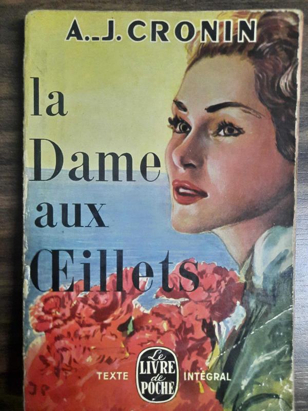 La dame перевод. "dame blanche" ("белая дама"). La dame de monsoreau рисунки. La dame de monsoreau ноты. хелен трефовая дама?.