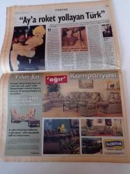 Milliyet Pazar Gazetesi- 8 Mart 1998 - Sayı 68 - Ay'a Roket Yollayan Türk Zühtü Bayar- Bu Resimlerde Kadın Nerede - Melinda - Balkan Naci İslimyeli - Republica'nın Solisti Saffron