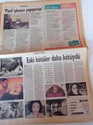 Milliyet Pazar Gazetesi - 8 Şubat 1998 - Sayı 64 - Metin Göktepe Fotoğrafı - Harun Kolçak - Mesut Yılmaz - Deniz Baykal - 14 Şubat Sevgililer Günü - Erol Atar - Taha Akyol