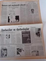 Milliyet Pazar Gazetesi - 22 Şubat 1998 - Sayı 66 - Siber Savaş Çağı - Hıncal Uluç - İnanç Dünyası - İnternetin Ayıp Sayfaları - Titanik Filmi