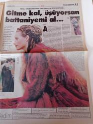 Milliyet Gazete Pazar - 6 Aralık 1998 - Sayı 96 - Kadir İnanır Fotoğrafı - Ağzı Bozuk Bir Film Gemide - Cem Yılmaz - Mehmet Ağar - Erkan Can - İnsan Eti Lezzetlidir - Asabi Reklamlar Vizyonda