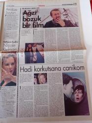 Milliyet Gazete Pazar - 6 Aralık 1998 - Sayı 96 - Kadir İnanır Fotoğrafı - Ağzı Bozuk Bir Film Gemide - Cem Yılmaz - Mehmet Ağar - Erkan Can - İnsan Eti Lezzetlidir - Asabi Reklamlar Vizyonda