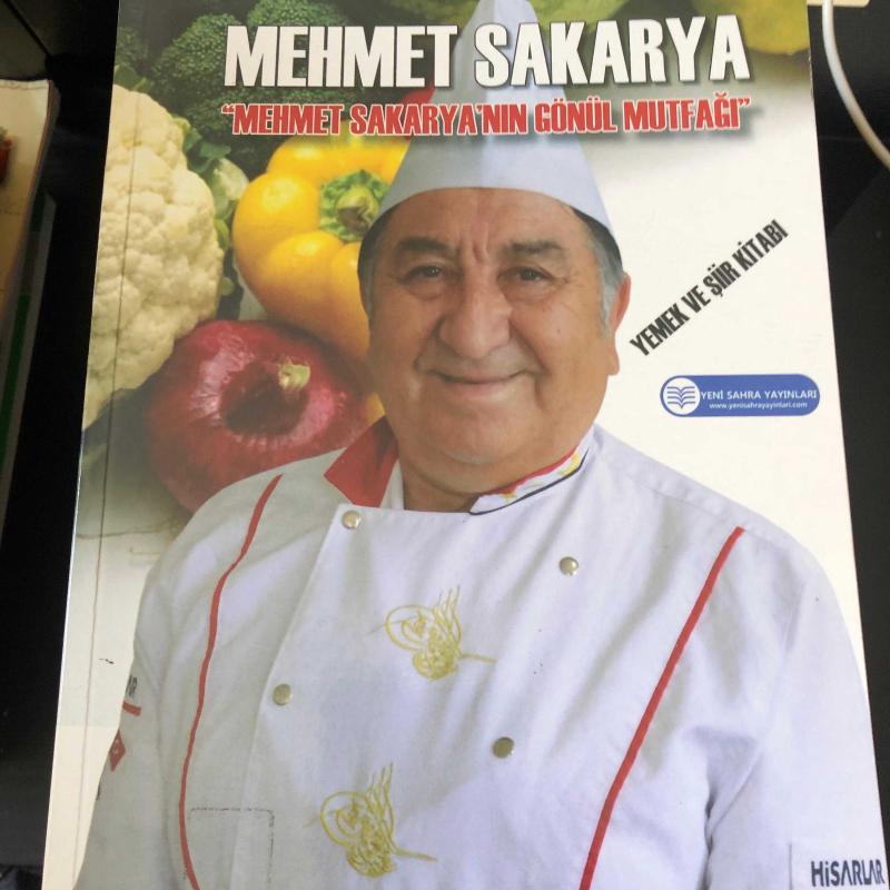 Mehmet Sakarya'nın Gönül Mutfağı (2014 Yılı İlk Baskısı)