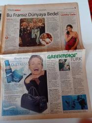 Milliyet Vitrin Gazetesi - 29 Ocak 2000 - Sayı 166 - Pelin Batu Fotoğrafı- Harem Suare - Beyoğlu Ada Kültür - Seren Serengil - Greenpeace Türk
