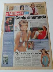 Milliyet 2000 Gazetesi - 24 Kasım 2000 - Kim Bassinger Fotoğrafı - Berna Laçin - Nilüfer'in Can Dostu- Hülya Koçyiğit - Barış Manço Anma Töreni