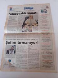 Milliyet İş Yaşamı Ve İnsan Kaynakları Gazetesi - 6 Temmuz 1997 - Sayı 31 - Toprak Holding İnsan Kaynakları Müdürü Oktay Valunya Fotoğrafı - Endüstriyel Temizlik Servisi ETS'nin Sahibi Harika Akdemir - Sihirbazlık Sanatı