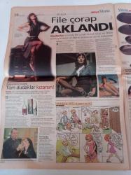 Milliyet Vitrin Gazetesi - 26 Şubat 2000 - Sayı 170 - Selin Toktay Fotoğrafı - Uğur Yücel - 9. Uluslararası Deri Günleri Fuarı - Yerli Pavarotti Erol Uras'tan Tangolar
