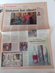 Milliyet Gazete Pazar - 20 Şubat 2000 - Sayı 159 - Hem Kekeme Hem Geveze Grup Laçin Kurucusu Hüseyin Turan - Özel Tarih Yıldız Kenter - - Lara Croft - Denise Richards Fotoğrafı - Adaların Adası Bora Bora