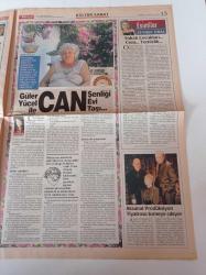 Milliyet 2000 Gazetesi - 27 Ağustos 2000 - Spice Girls Fotoğrafı - Amerikan'ım Süper Türk'ü  Sıddıka Demir Velipaşaoğlu - Müziğin Saklı Kenti Coşkun Demir - Ozan Güven
