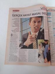 Milliyet Vitrin Gazetesi - 25 Eylül 2004 - Sayı 29 - En Hızlı Çevreci BMW'nin Hidrojen Madeniyle Çalışan Motorunu Taşıyan H2R Prototipi - Deprem Korkusu - Evcil Hayvanlar - Para Borsa - İş Makinaları - Sürücü Kursları